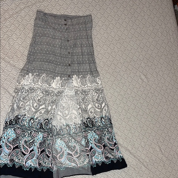 Express Dresses & Skirts - Express Elegant Gray Paisley Women's Skirt Small